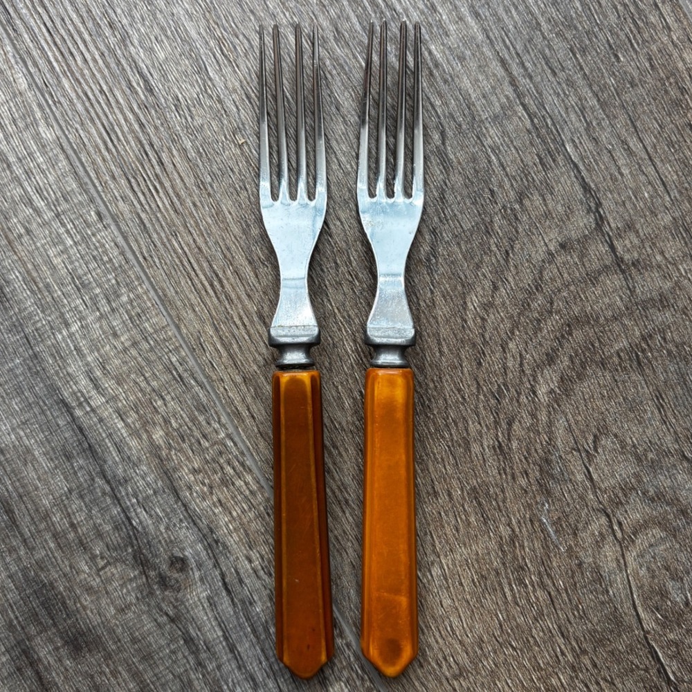 Vintage Chrome Plate Butterscotch Bakelite Style Handle Forks Set of 2 MCM‎ Deco